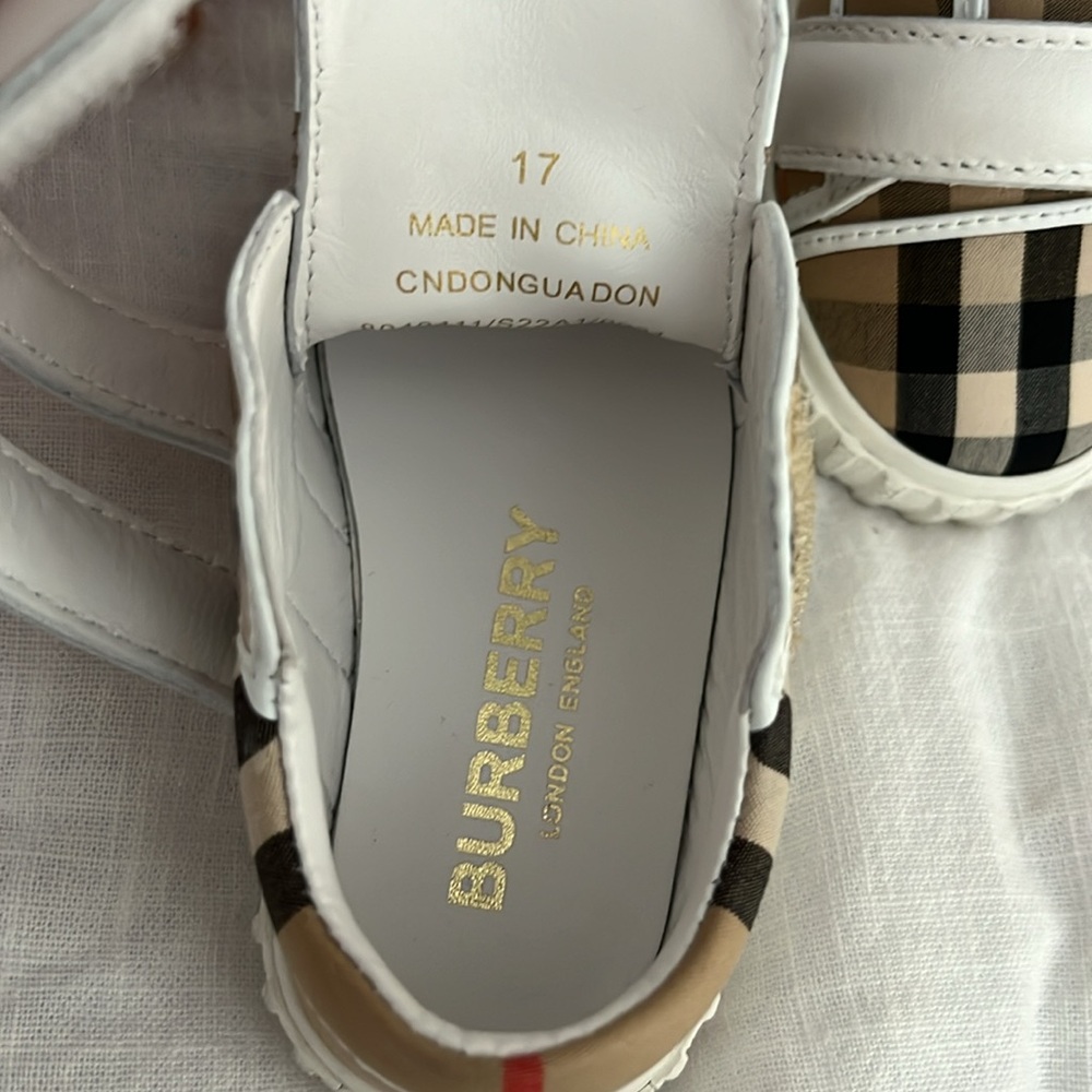 Kods closet clean out burberry shoes - Picture 2 of 2